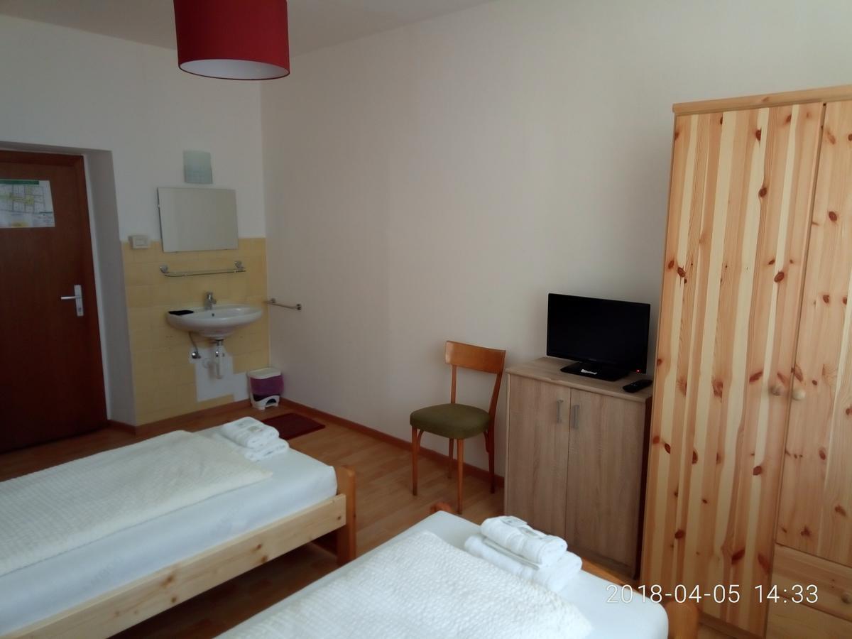 Gasthof Mondschein Hotel Merano Eksteriør billede