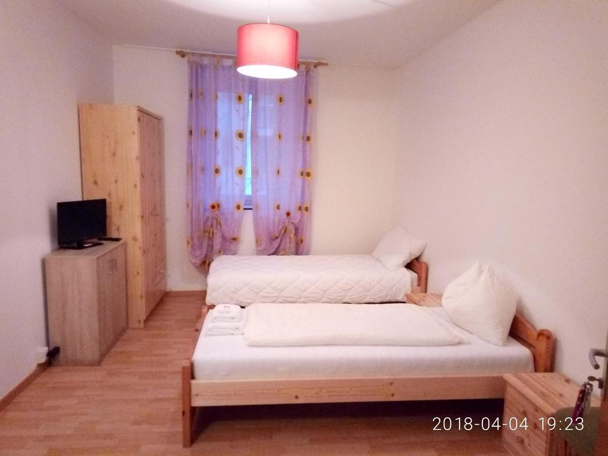 Gasthof Mondschein Hotel Merano Eksteriør billede